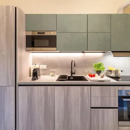 55 Apartment *